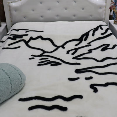 Good price 부드럽고 공기를 통과 할 수 있는 무거운 따뜻한 가짜 털 방패 온라인으로