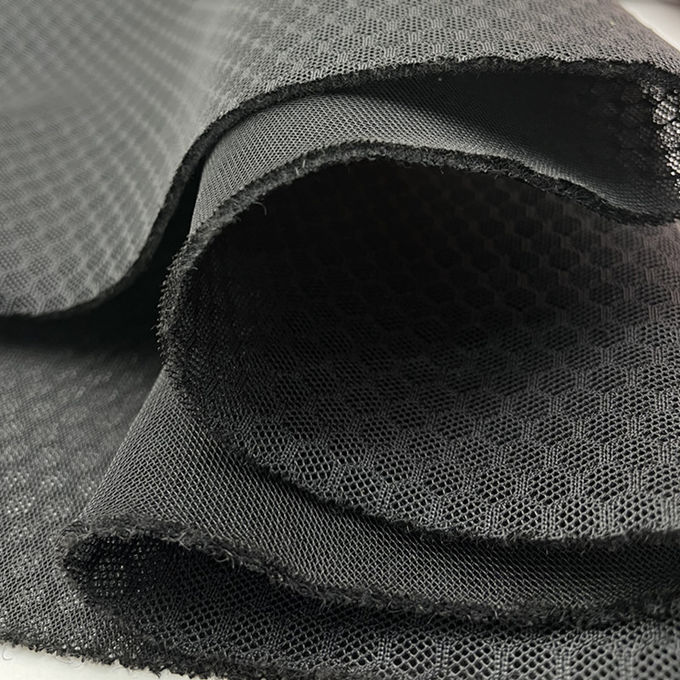 호흡 가능한 공기망 재사용 폴리에스터망 3mm 57in 400gsm 3