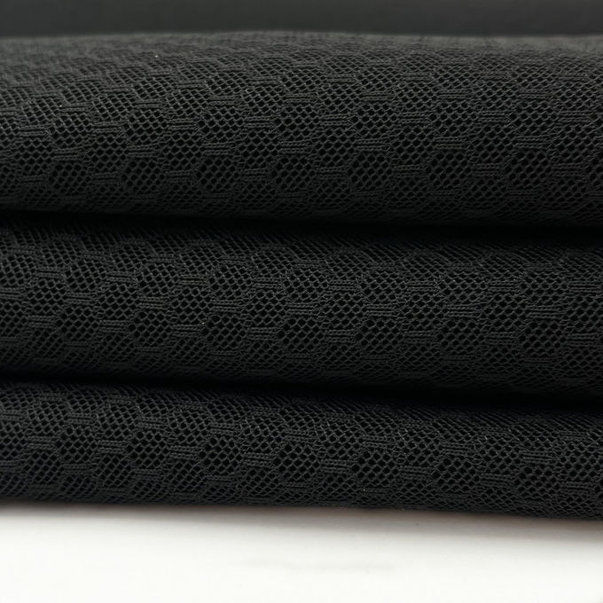 호흡 가능한 공기망 재사용 폴리에스터망 3mm 57in 400gsm 2